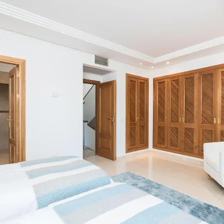 בית נופש Perla Blanca By Interhome *